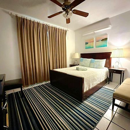 A Peaceful Stay In Miami Exterior foto